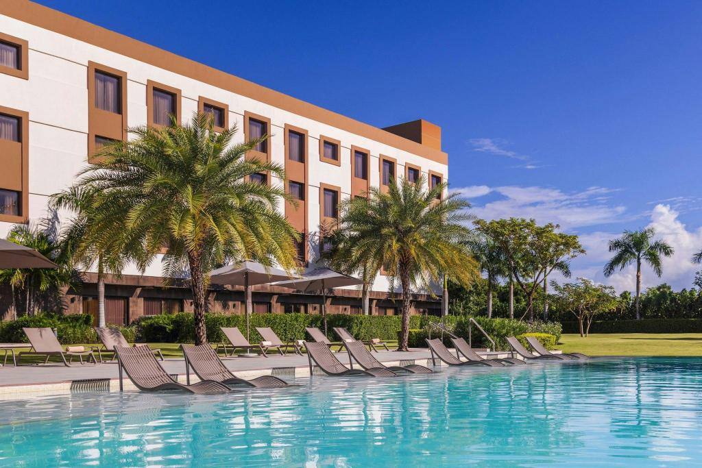 AC Hotel Punta Cana: Swimming pool