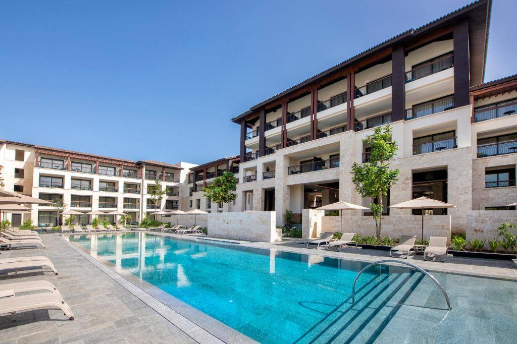 Adults Only Club At Lopesan Costa Bávaro Resort: Swimming pool