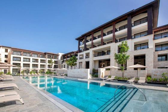 Adults Only Club At Lopesan Costa Bávaro Resort: Swimming pool