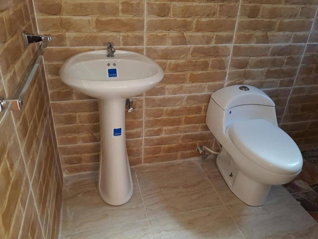 Apartahotel Next Nivel: Bathroom