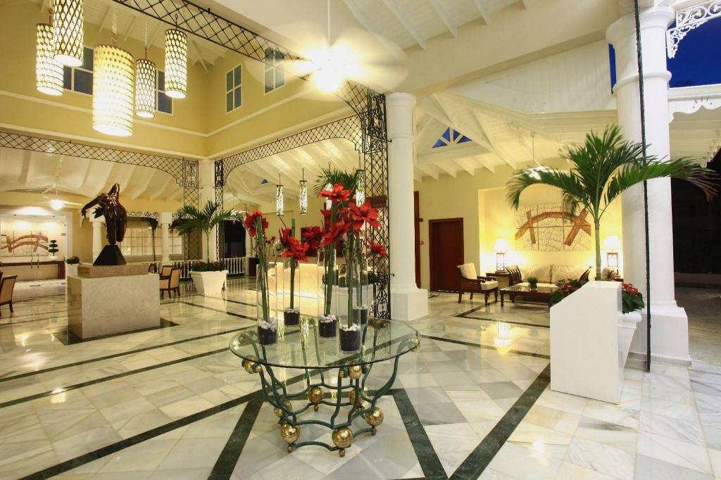 Bahia Principe Grand Aquamarine: Property views