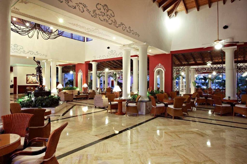 Bahia Principe Grand Turquesa - All Inclusive: Lobby