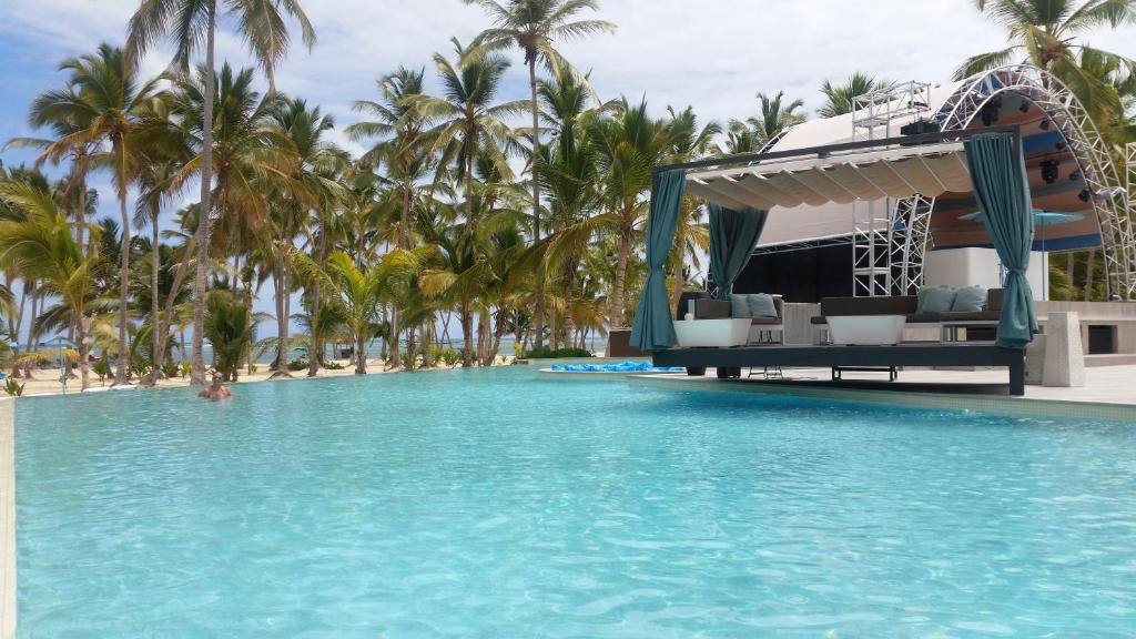 Bavaro Green: Nightclub