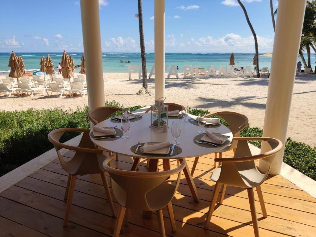 Bavaro Green: Restaurant