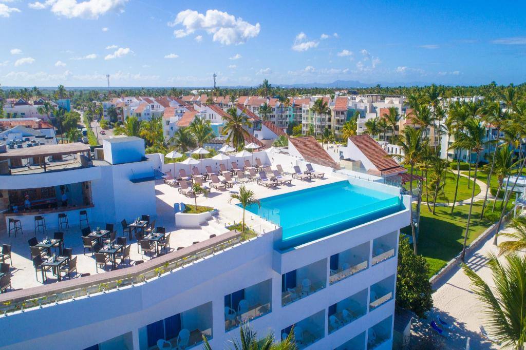 Bavaro Hostel: Property views