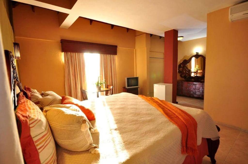 Bavaro Punta Cana Hotel Flamboyan: Rooms