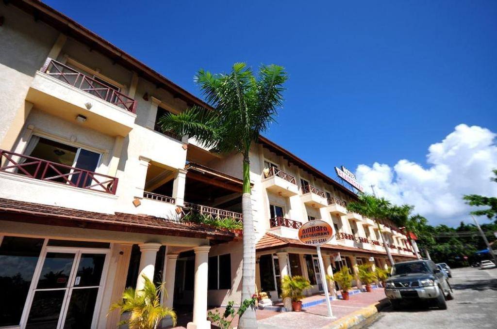Bavaro Punta Cana Hotel Flamboyan: Property views