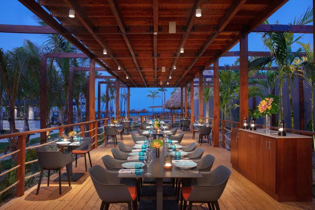 Dreams Flora Resort & Spa: Restaurant