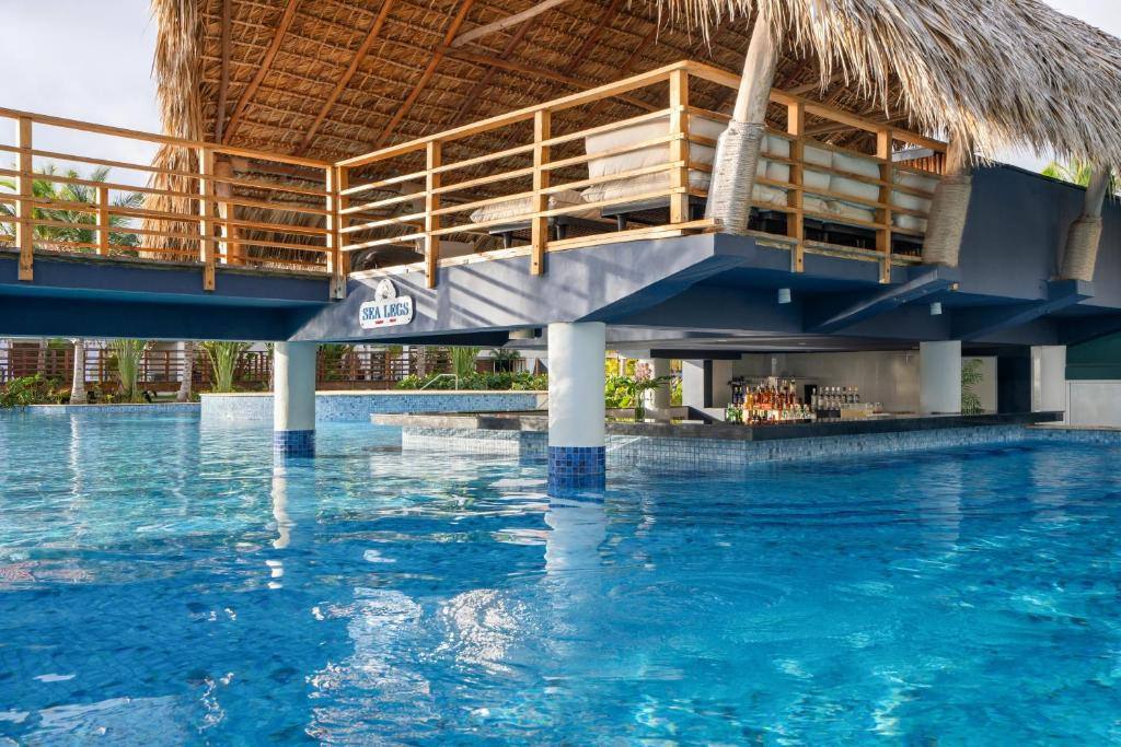Dreams Flora Resort & Spa: Bar/lounge