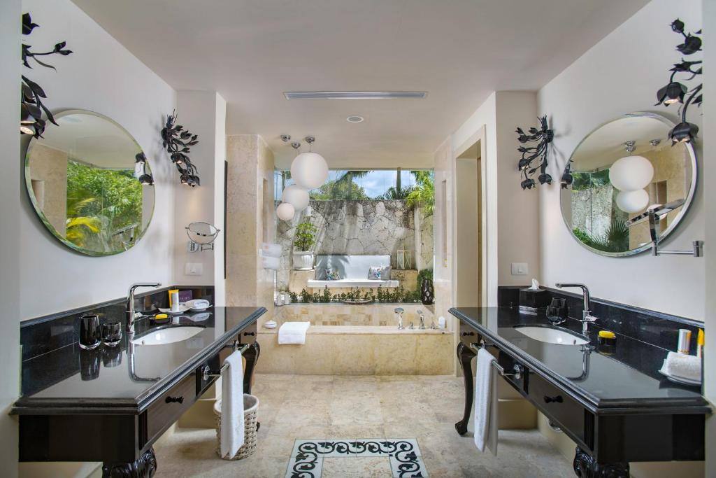Eden Roc Cap Cana: Bathroom