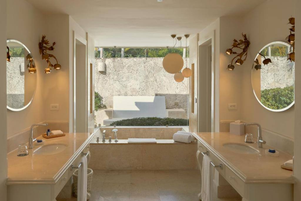 Eden Roc Cap Cana: Bathroom