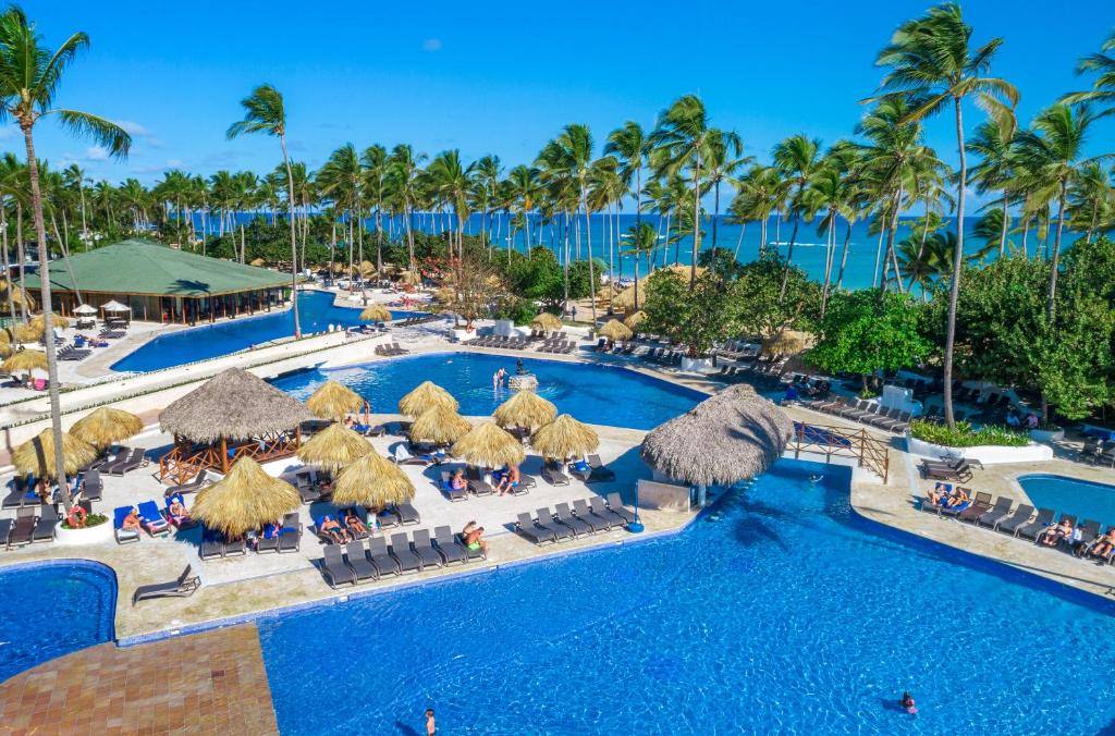 Grand Sirenis Punta Cana Resort & Aquagames: Swimming pool