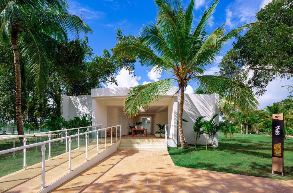 Grand Sirenis Punta Cana Resort & Aquagames: Entrance