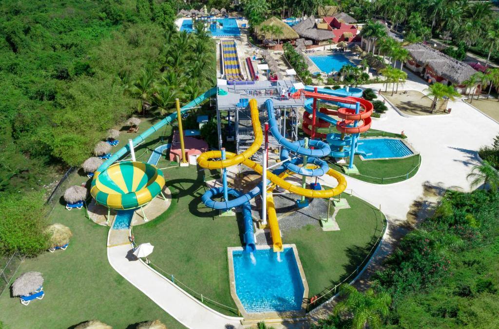 Grand Sirenis Punta Cana Resort & Aquagames: Water park