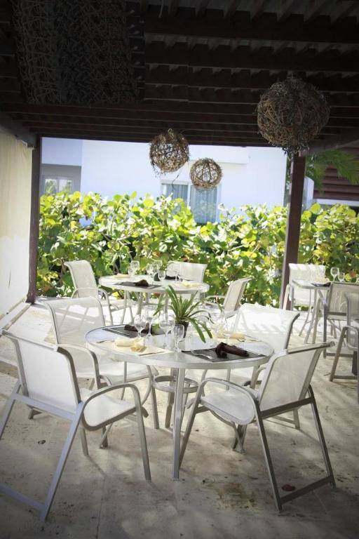 Hotel Karibo Punta Cana: On-site dining