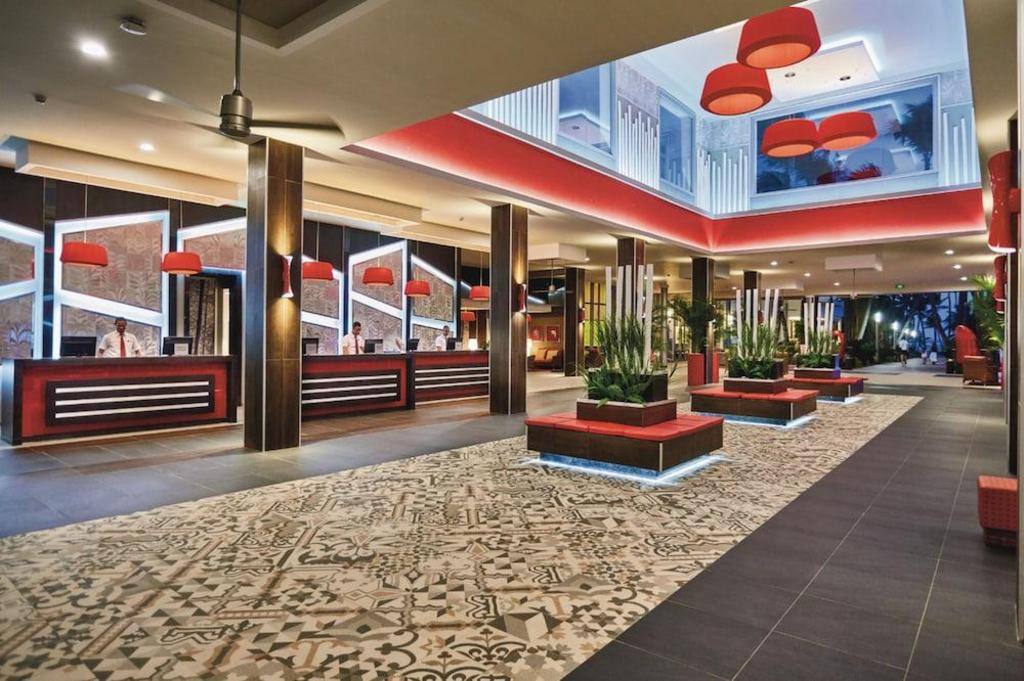 Hotel Riu Bambu: Property views