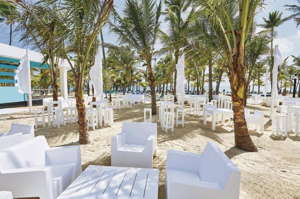 Hotel Riu Bambu: Property views