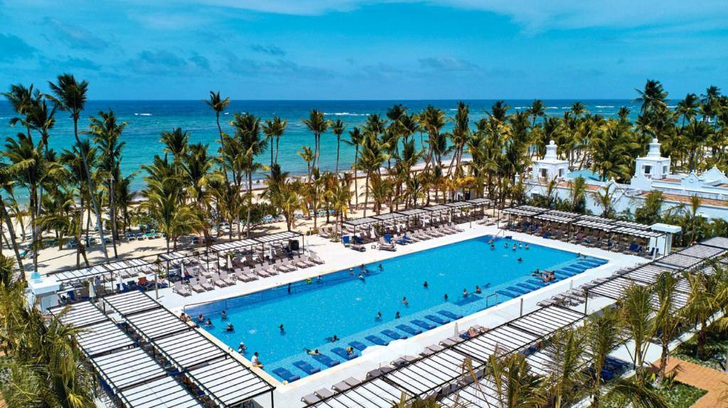 Hotel Riu Palace Punta Cana: Swimming pool