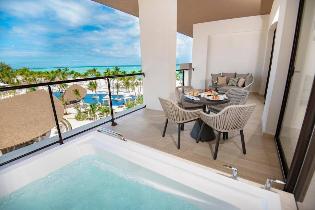 Hyatt Ziva Cap Cana: Hot tub