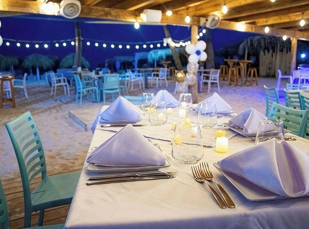 Los Corales Village: Dining