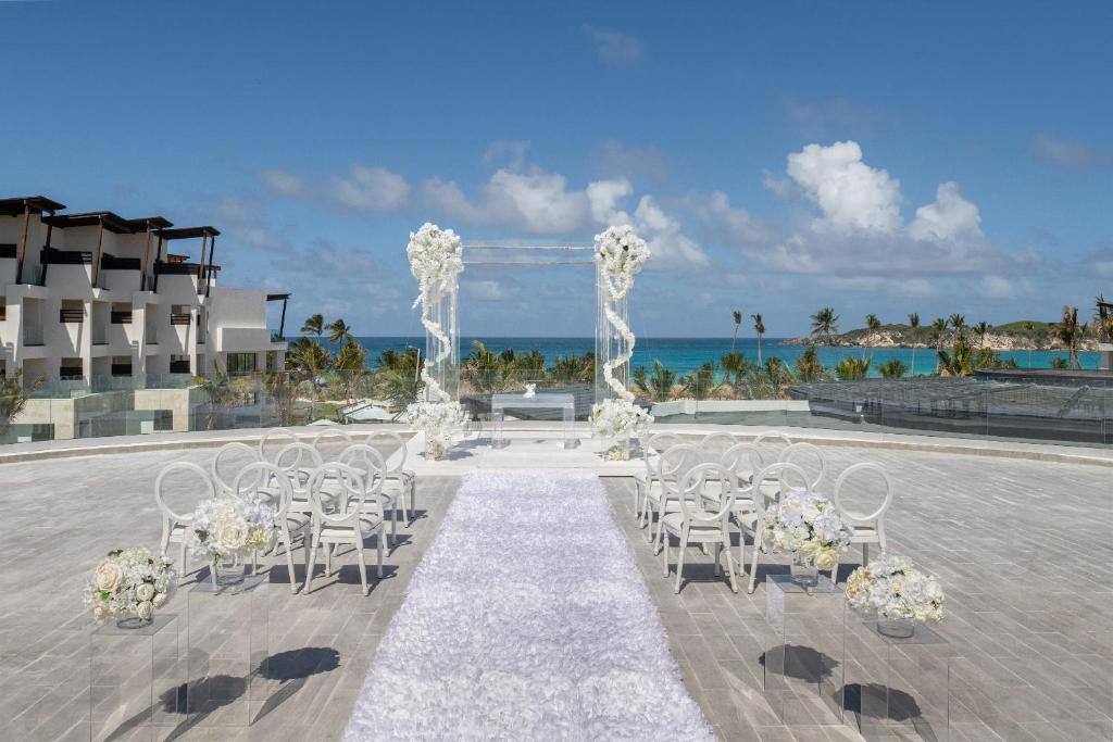 Macao Beach Hostel: Banquet hall