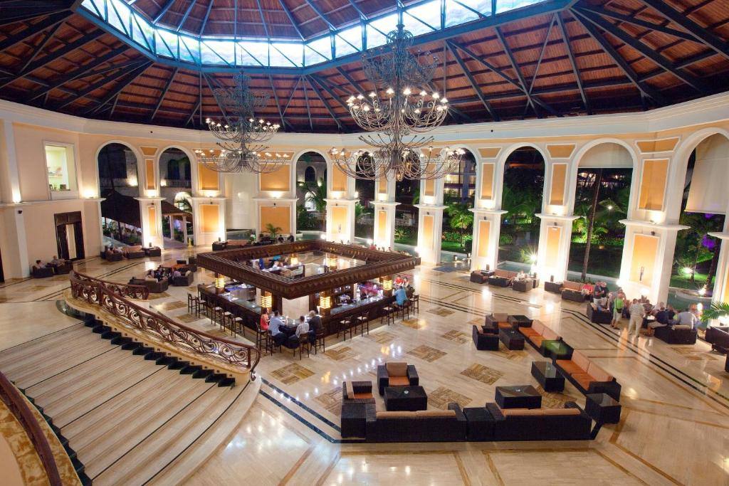 Majestic Elegance Punta Cana: Lobby