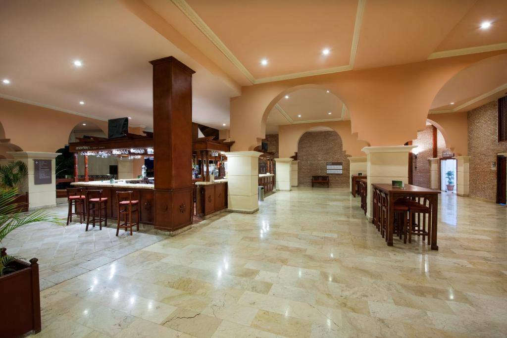 Occidental Caribe: Bar/lounge