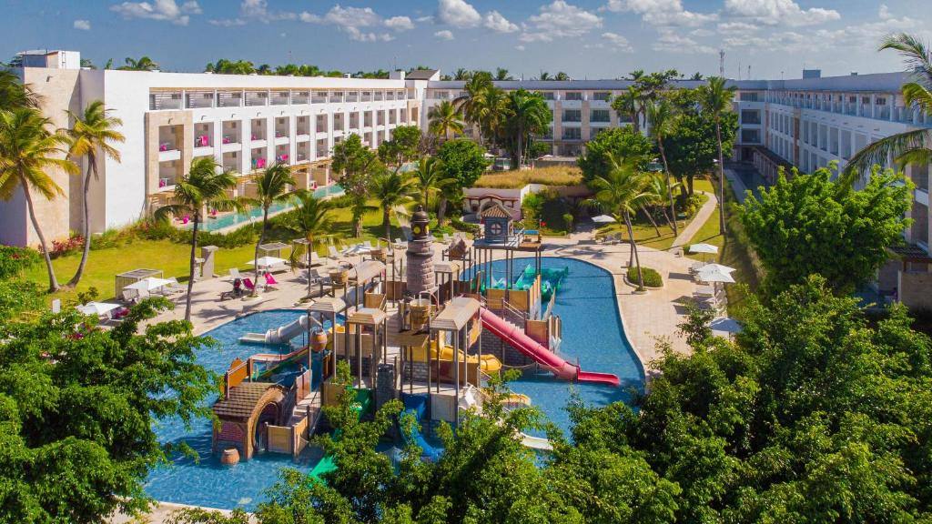 Princess Family Club Bavaro - All Inclusive: Swimming pool