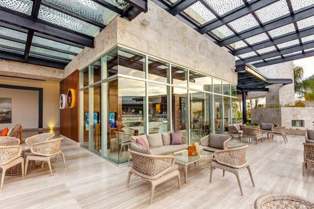 Royalton Bavaro, An Autograph Collection All-inclusive Resort & Casino: Facility photos
