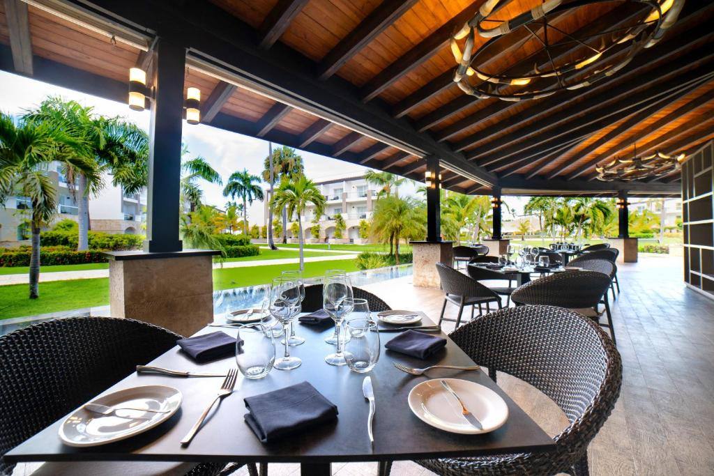 Royalton Hideaway Punta Cana, An Autograph Collection All-Inclusive Resort & Casino, Adults Only: Restaurant