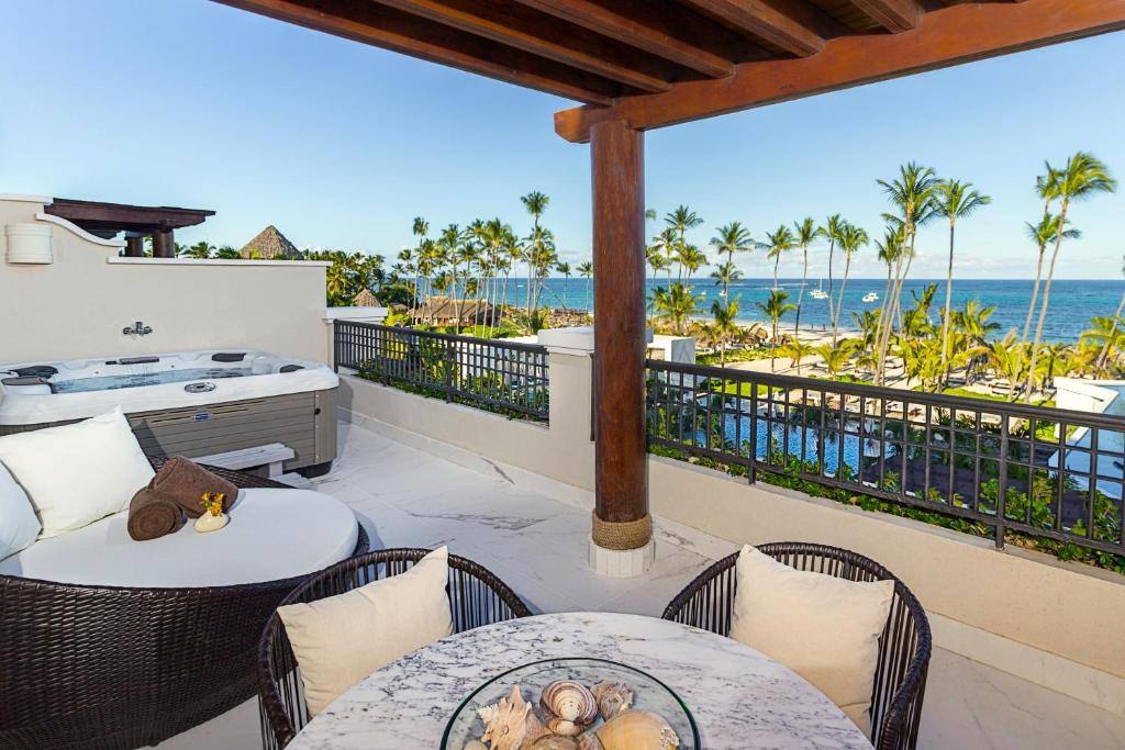 Secrets Royal Beach Punta Cana: Balcony/terrace