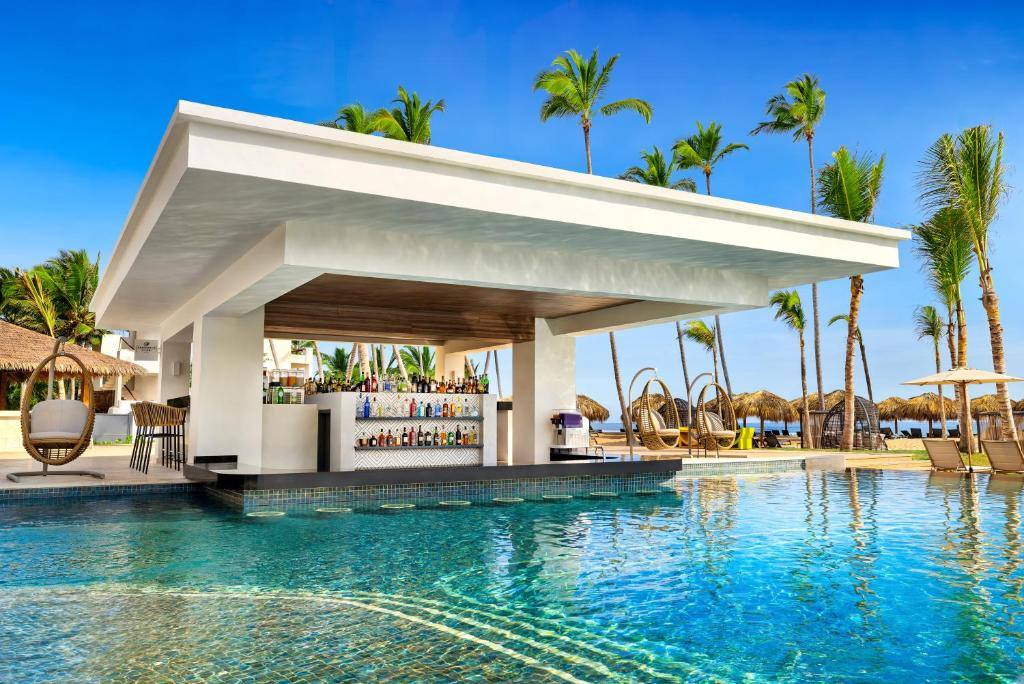 Secrets Tides Punta Cana: Swimming pool