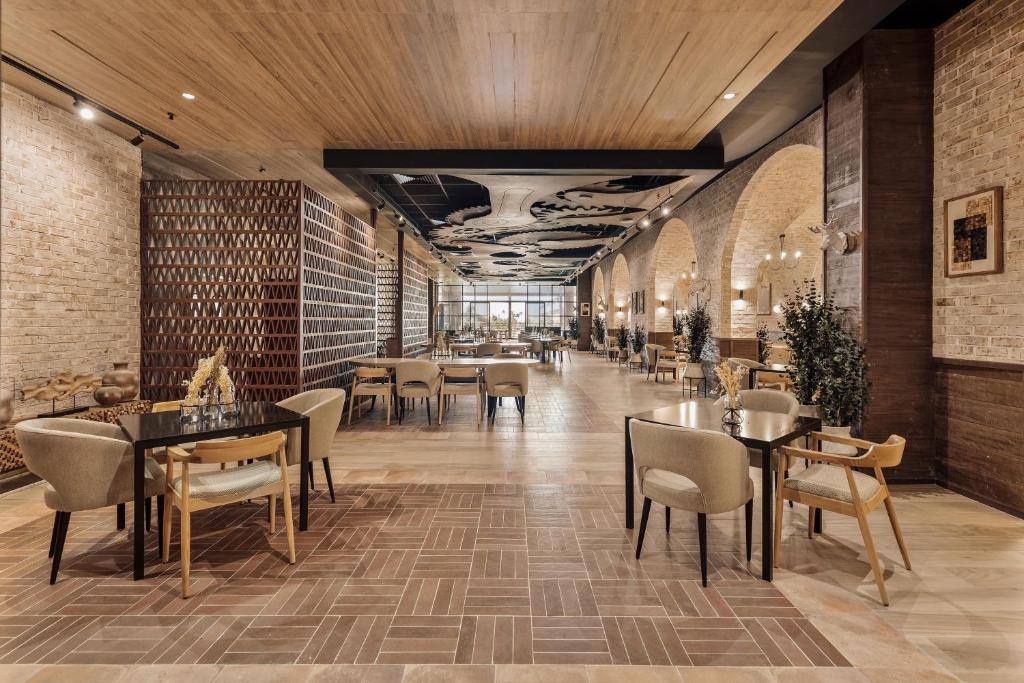 Serenade Caribe Club Family & Beach Resort: Lobby