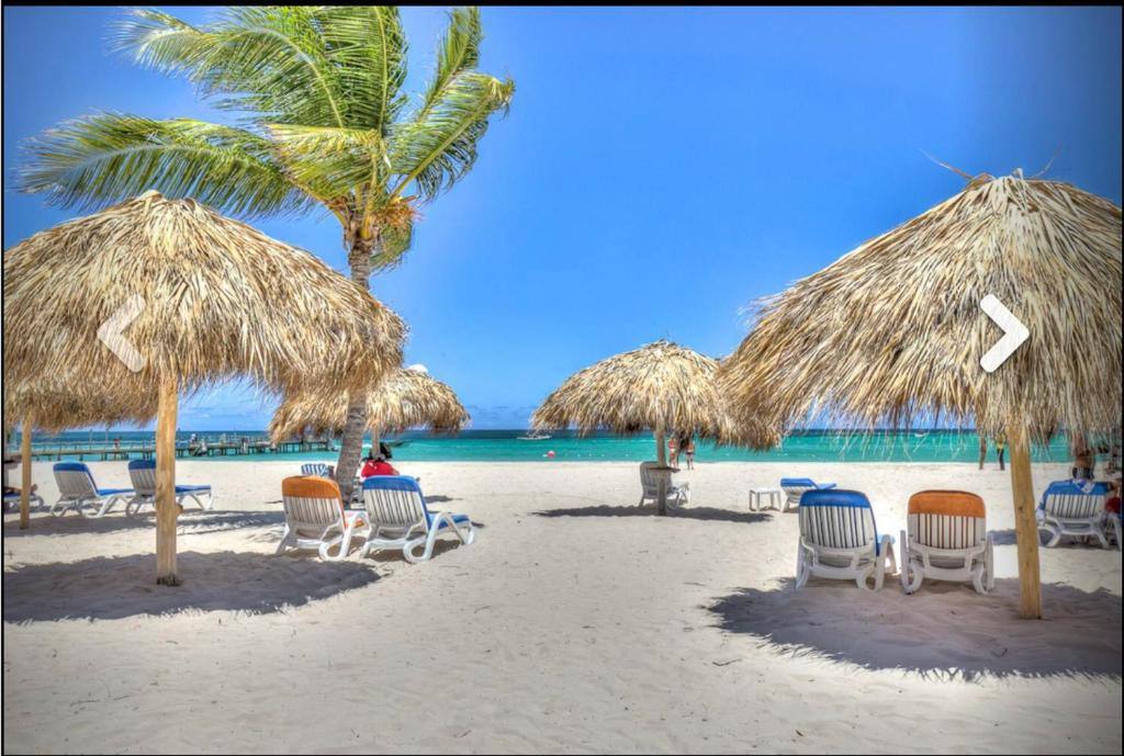 Stanza Mare Beach Front: Beach