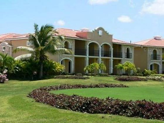 The Golf Suites: photo 1