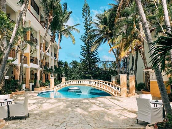 The MT Plaza Brisas Hotel: Swimming pool [outdoor]