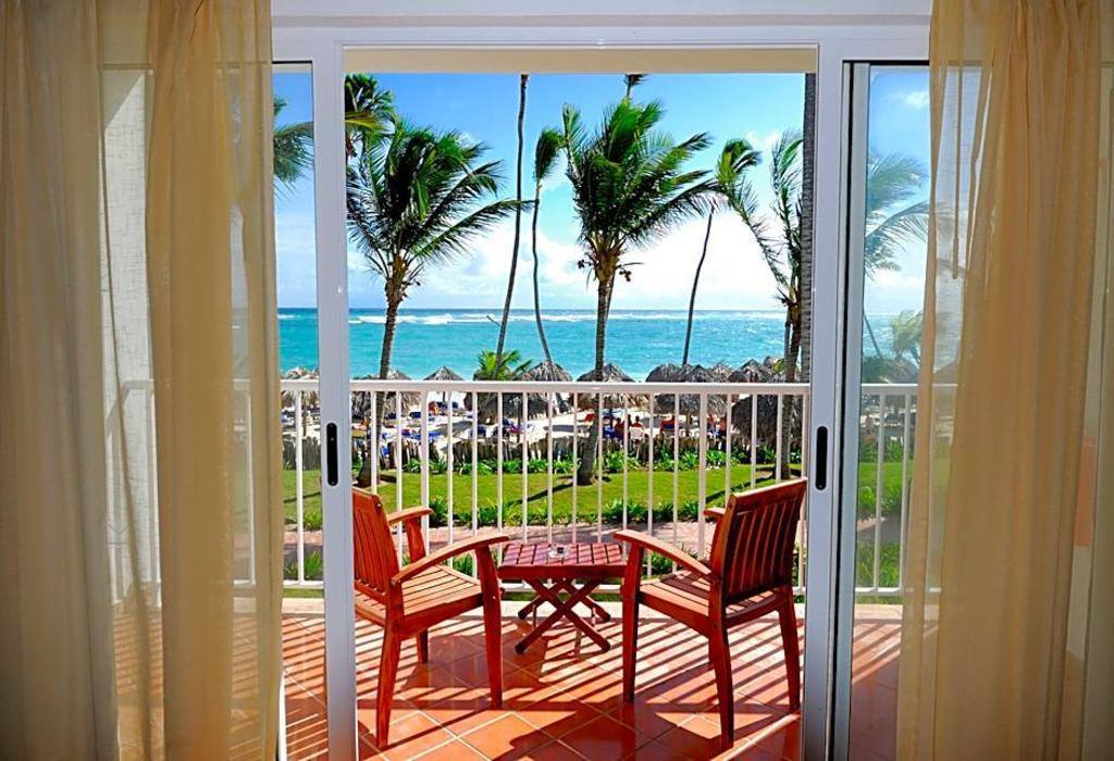 VIK Hotel Arena Blanca: Property views