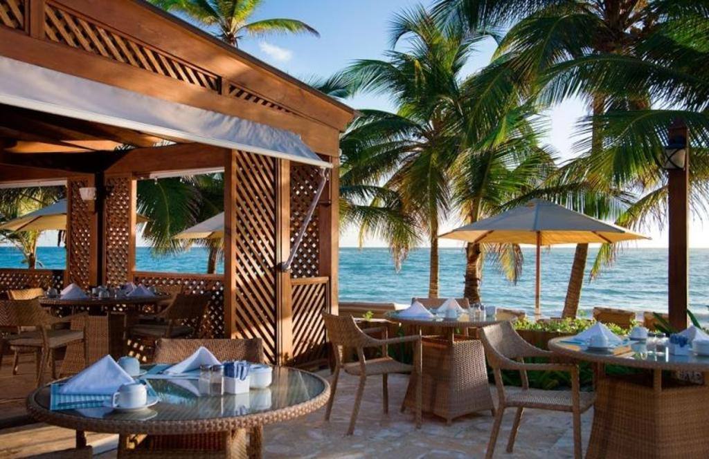 VIK Hotel Cayena Beach: On-site dining