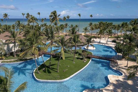 Wyndham Alltra Punta Cana: Exterior view