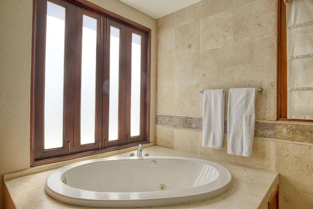 Xeliter Golden Bear Lodge: Facility photos