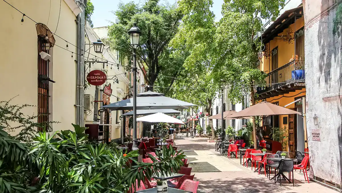 Pedestrian street on Calle El Conde, Santo Domingo